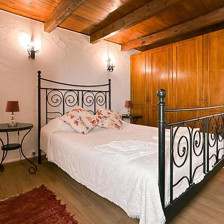 Вилла Quinta Da Fonte - Casa Da Charrete Калдаш-да-Раинья Экстерьер фото
